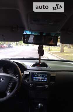 Седан Kia Magentis 2009 в 