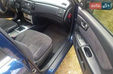 Седан Kia Magentis 2007 в Сновську