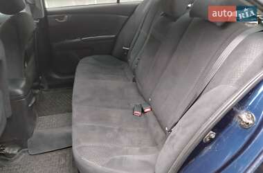 Седан Kia Magentis 2007 в Сновську