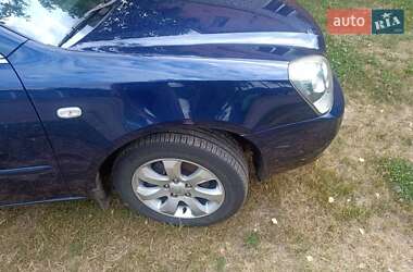 Седан Kia Magentis 2007 в Сновську