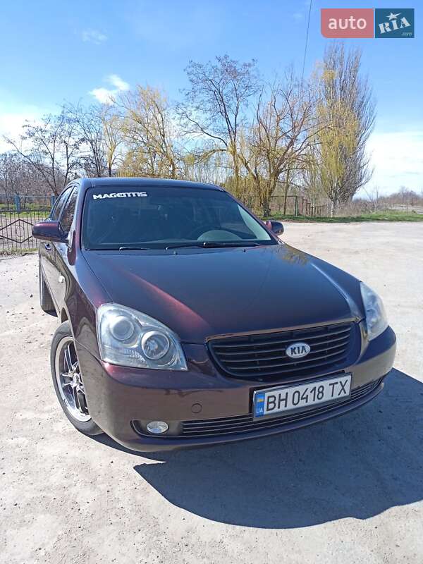 Седан Kia Magentis 2006 в Очакове