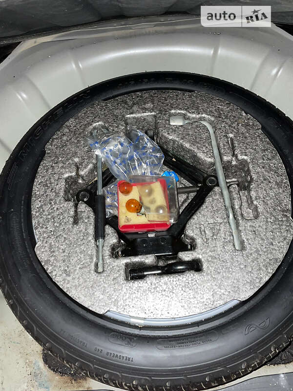 Седан Kia Magentis 2006 в Днепре