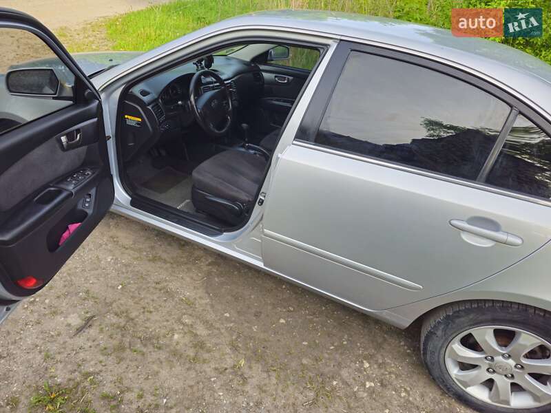 Седан Kia Magentis 2006 в Тернополі