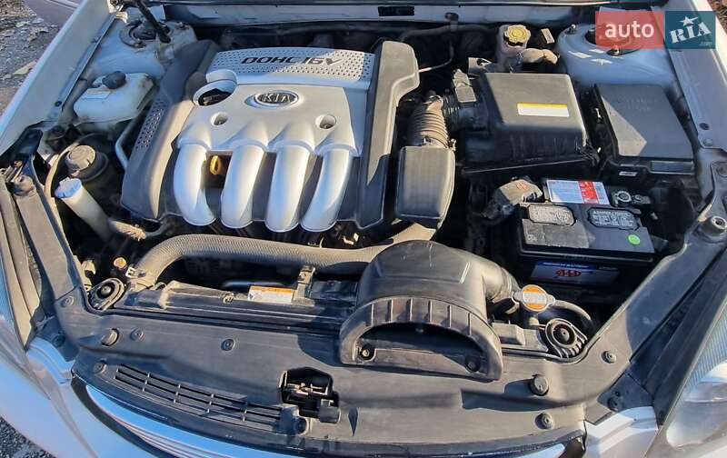 Седан Kia Magentis 2006 в Тернополі