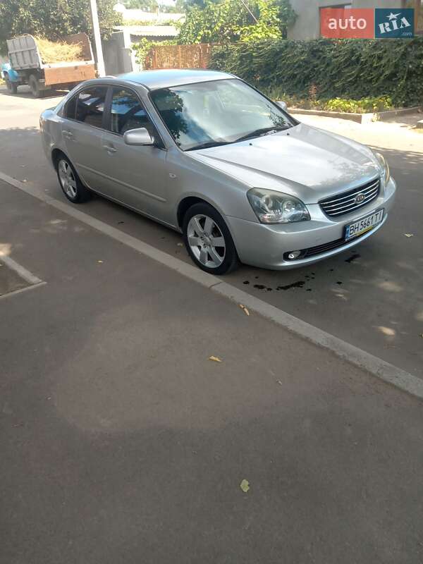 Седан Kia Magentis 2010 в Ізмаїлі