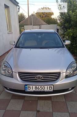 Седан Kia Magentis 2008 в Хороле