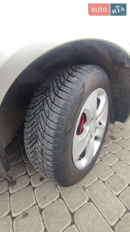 Седан Kia Magentis 2009 в Надвірній