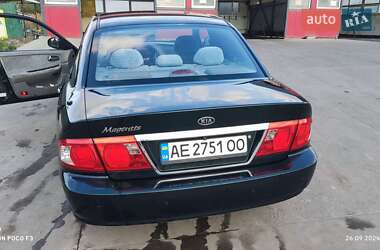 Седан Kia Magentis 2005 в 