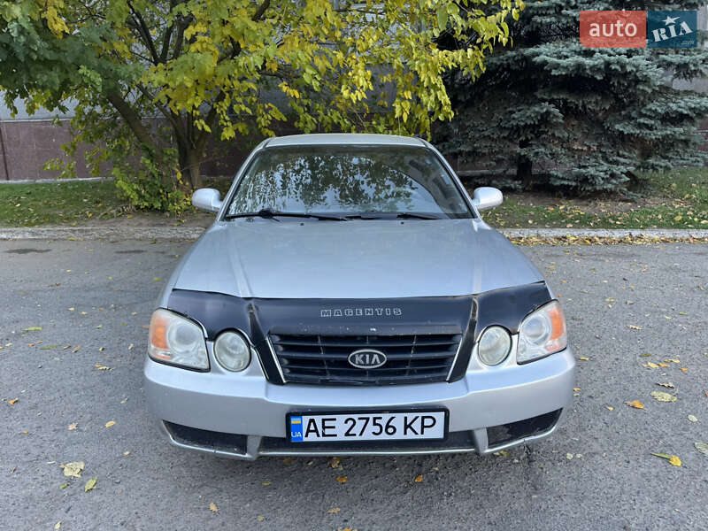 Седан Kia Magentis 2004 в Днепре