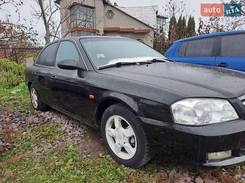 Седан Kia Magentis 2001 в Кременці