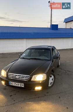 Седан Kia Magentis 2001 в Радивилове