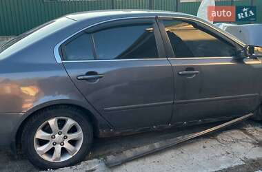 Седан Kia Magentis 2008 в Кропивницком