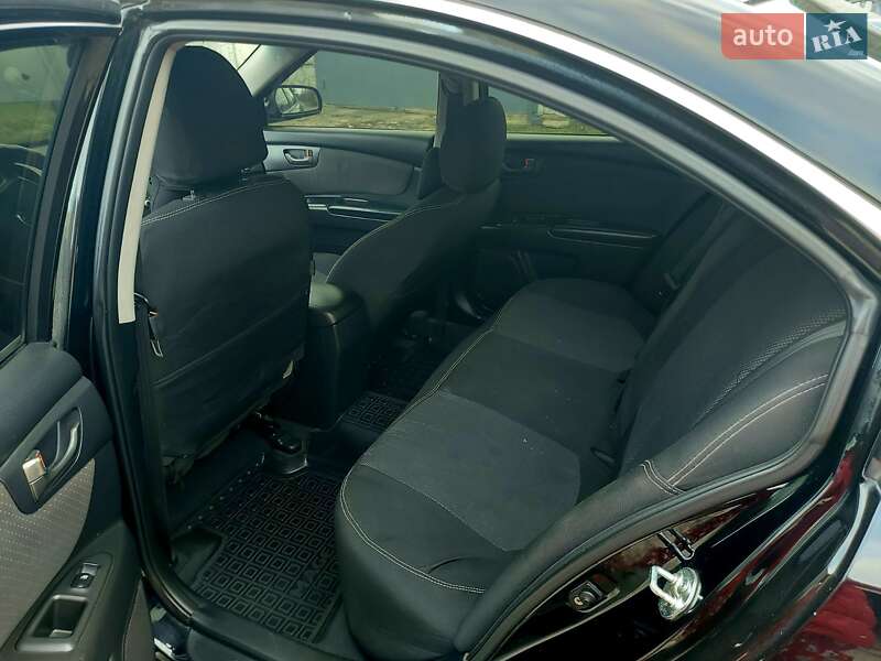 Седан Kia Magentis 2008 в Каменском