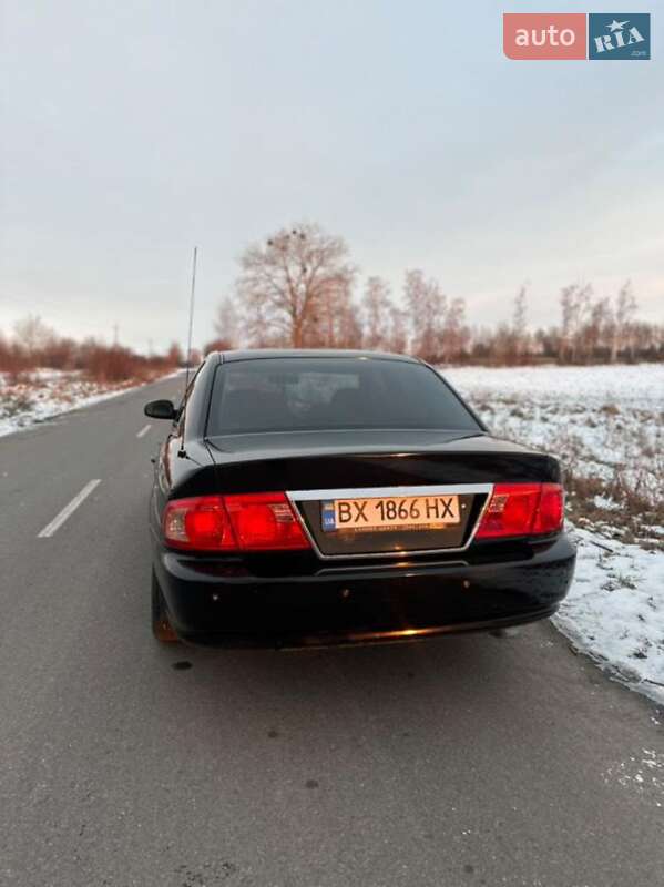 Седан Kia Magentis 2004 в Летичіві