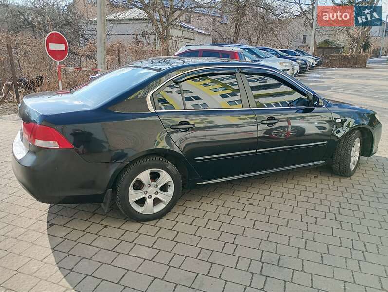 Седан Kia Magentis 2008 в Львове