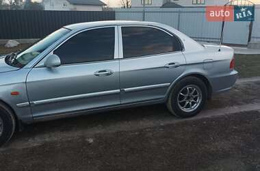 Седан Kia Magentis 2001 в Микуличах