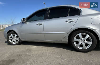 Седан Kia Magentis 2007 в Первомайске