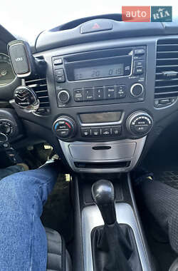 Седан Kia Magentis 2007 в Первомайске