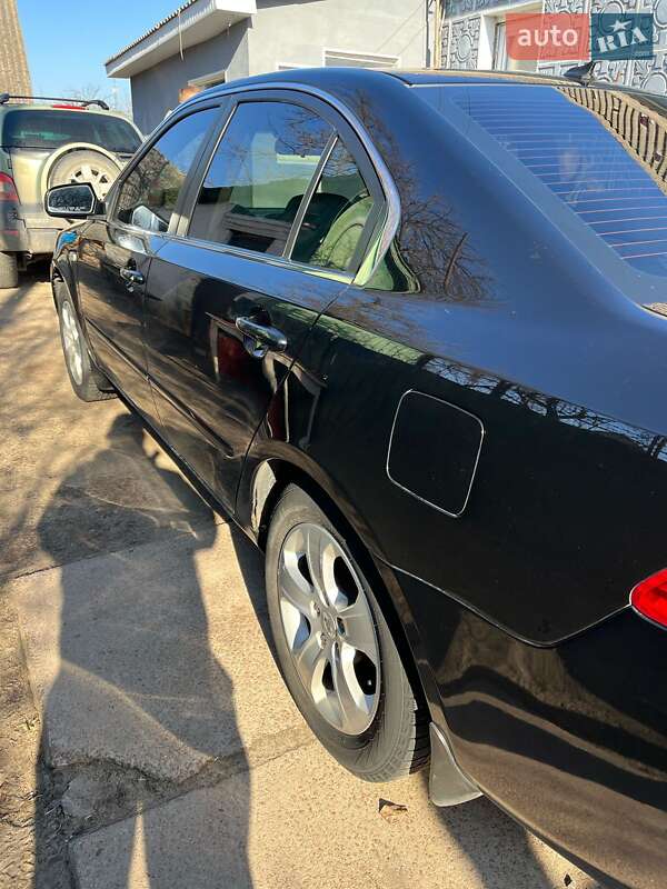 Седан Kia Magentis 2007 в Ірпені