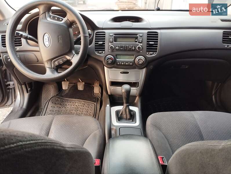 Седан Kia Magentis 2008 в Харькове