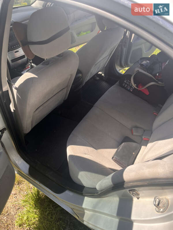 Седан Kia Magentis 2008 в Арцизові