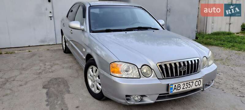 Седан Kia Magentis 2003 в Могилев-Подольске