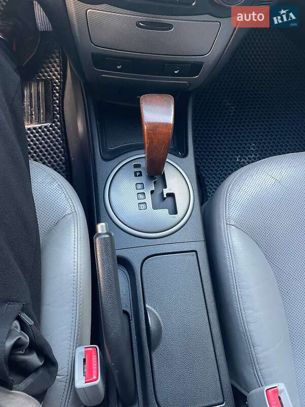 Седан Kia Magentis 2008 в Мирополе