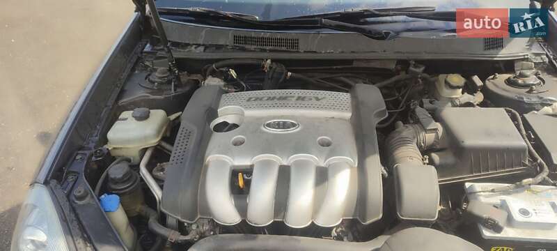 Седан Kia Magentis 2006 в Києві