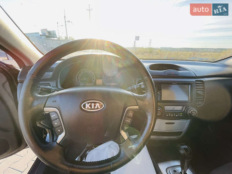 Седан Kia Magentis 2008 в Киеве