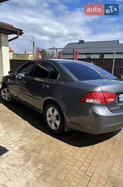 Седан Kia Magentis 2009 в Львове
