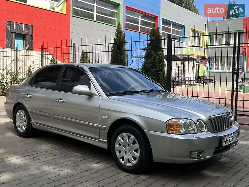 Седан Kia Magentis 2002 в Одессе