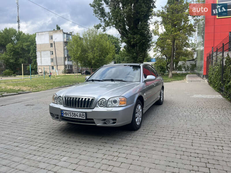 Седан Kia Magentis 2002 в Одессе