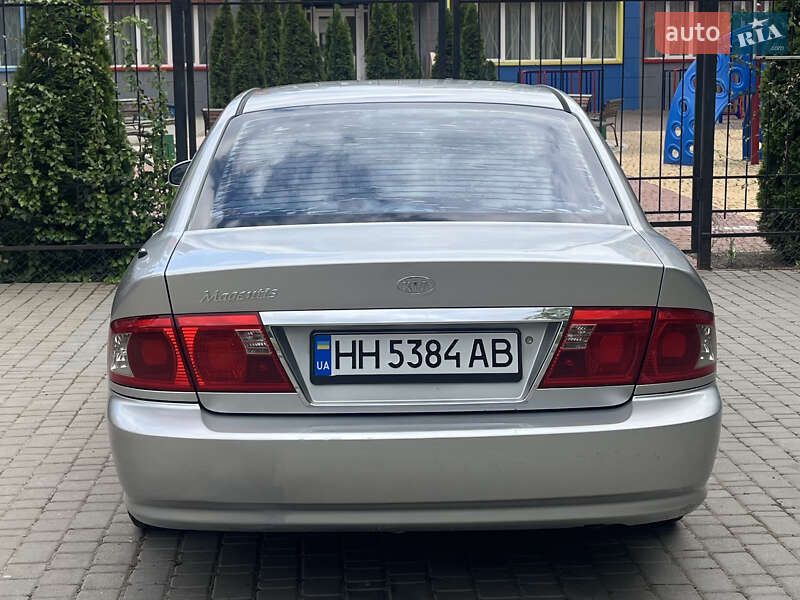 Седан Kia Magentis 2002 в Одессе