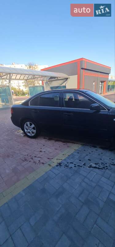 Седан Kia Magentis 2008 в Рівному