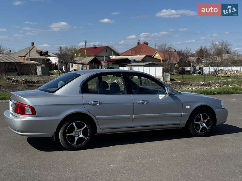 Седан Kia Magentis 2006 в Славянске