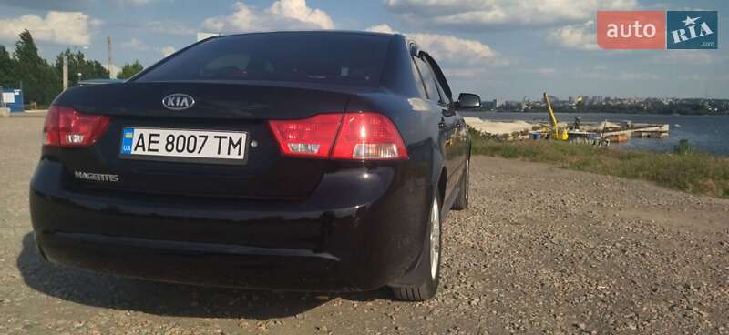 Седан Kia Magentis 2009 в Днепре