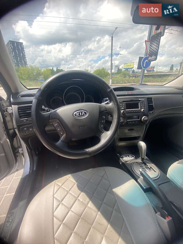 Седан Kia Magentis 2008 в Кропивницком