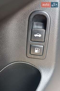 Седан Kia Magentis 2008 в 