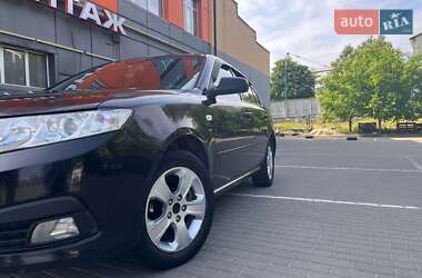 Седан Kia Magentis 2009 в 