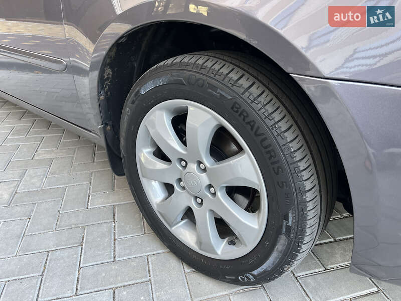 Седан Kia Magentis 2008 в Миколаєві
