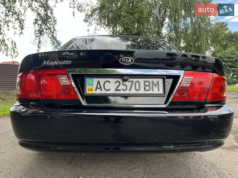 Седан Kia Magentis 2004 в Луцке