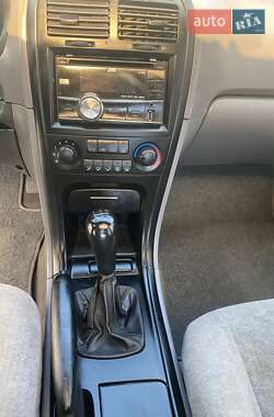 Седан Kia Magentis 2004 в 