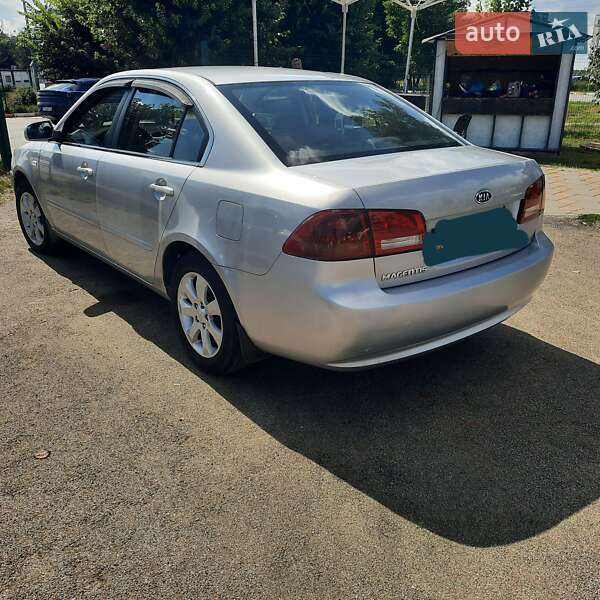 Седан Kia Magentis 2006 в Буче