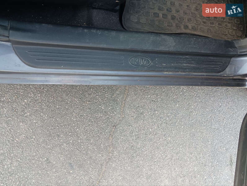 Седан Kia Magentis 2007 в Каменском