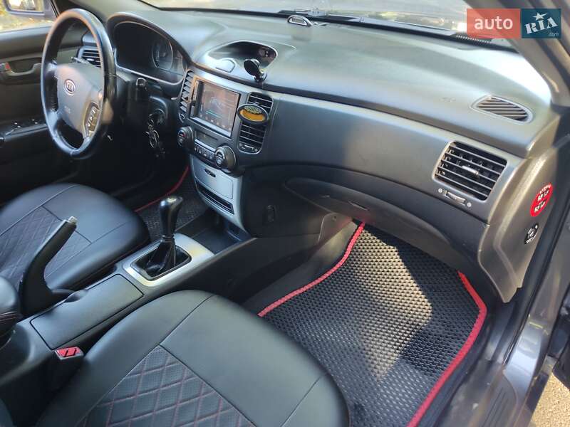 Седан Kia Magentis 2007 в Дніпрі