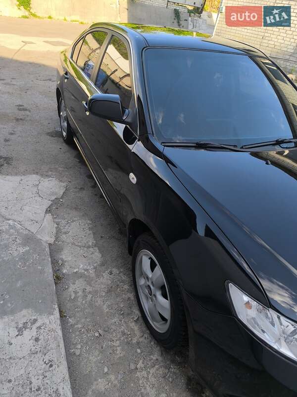 Седан Kia Magentis 2008 в Каневі