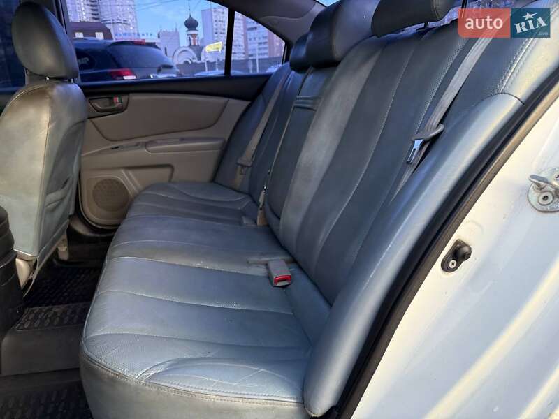 Седан Kia Magentis 2008 в Києві