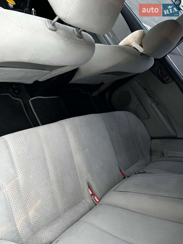 Седан Kia Magentis 2008 в Києві