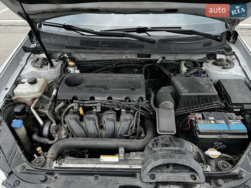 Седан Kia Magentis 2008 в Києві