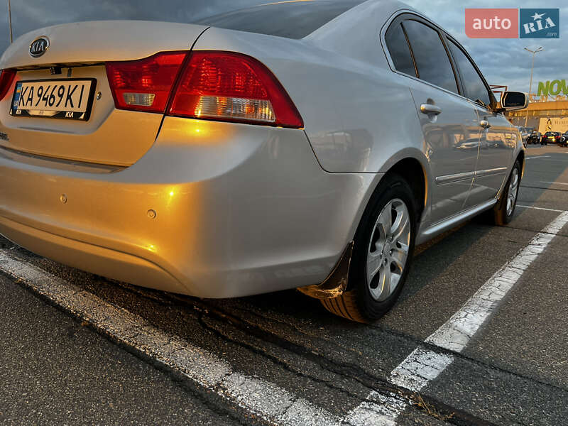 Седан Kia Magentis 2008 в Києві